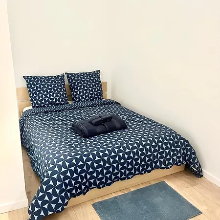 Monaco Border - Cozy 2-bedroom With Garden Apartament